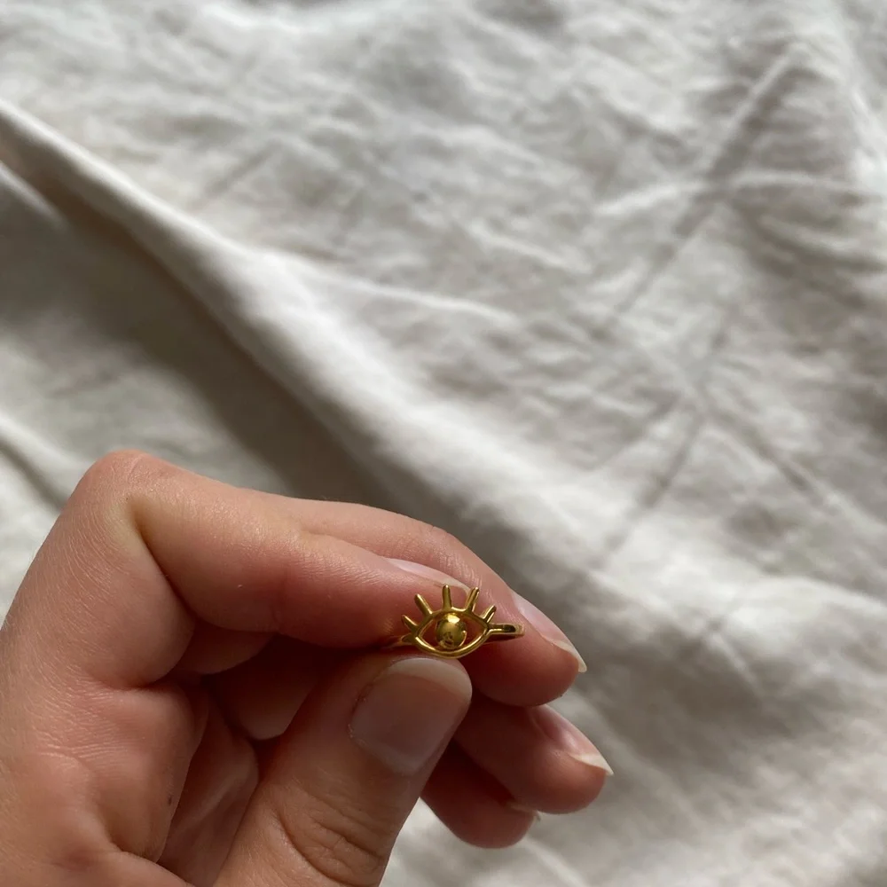Regal rose ring - Picture 2 of 3